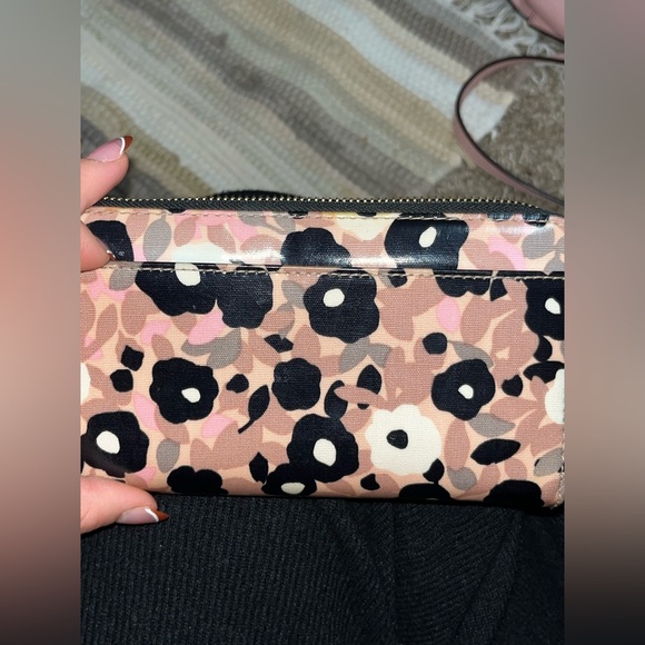 Kate spade purse & wallet - Picture 9 of 15